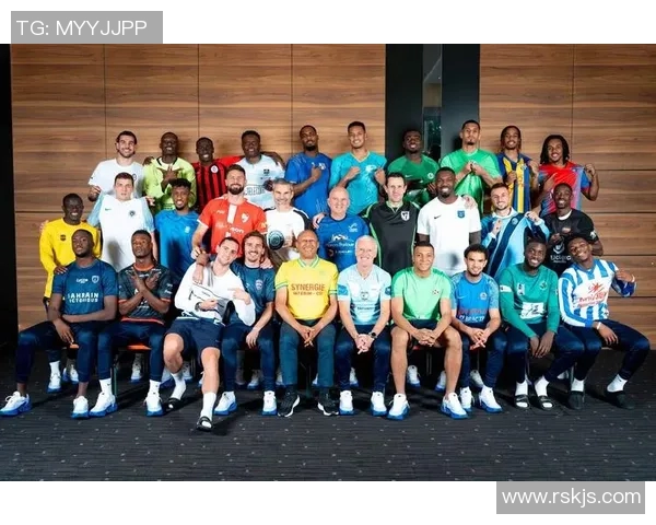 当当：从草根到传奇足球巨星的逆袭之路