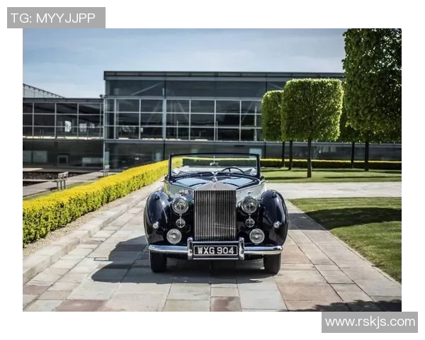 劳斯莱斯：从球场闪耀到品牌传奇，探索他的足球与奢华人生之路